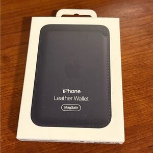 Apple Black Leather iPhone Card Holder